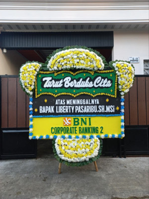 Papan Bunga Duka di Cilendek Timur