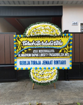 Papan Bunga Duka di Cilendek Timur