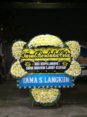 Papan Bunga Duka di Cilendek Timur